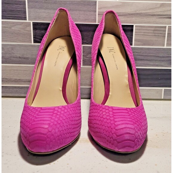 INC Size 7M Lilly Pink Snakeskin Stamped Leather Upper Stiletto Heels Pumps - Picture 2 of 10
